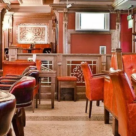 Beresford Hotel 3*